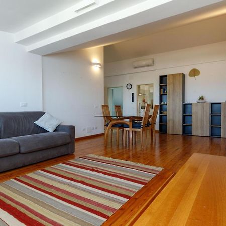 Easymoon Apartment เมสเตร ภายนอก รูปภาพ