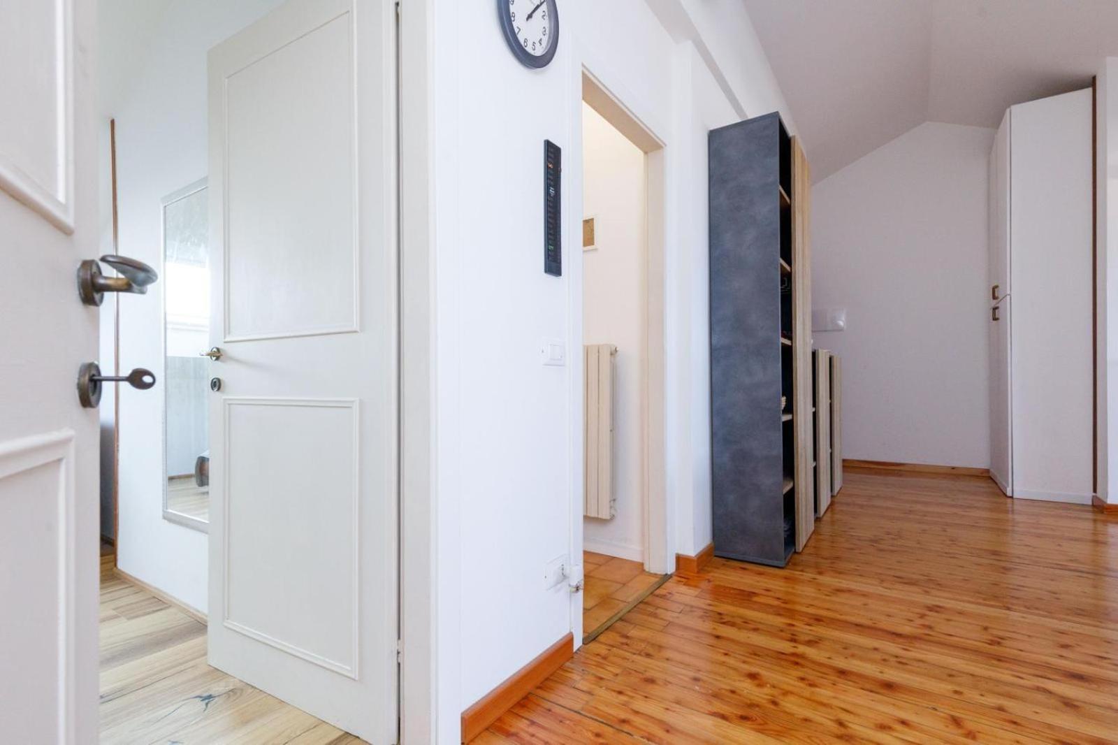 Easymoon Apartment เมสเตร ภายนอก รูปภาพ